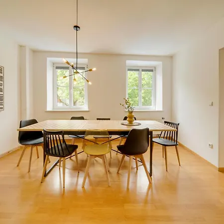 Apartment Lexapartments Zentral 101qm In Altstadtnähe *
